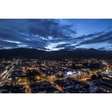 Lais Puzzle - Blick auf Villavicencio, Meta, Kolumbien - 2.000 Teile