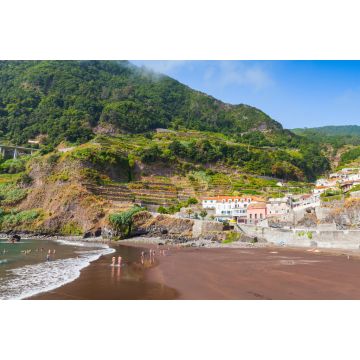 Lais Puzzle - Strand von Seixal mit ruhenden Menschen, Portugal - 2.000 Teile