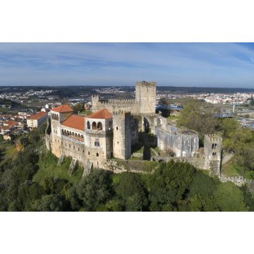 Lais Puzzle - Mittelalterliche Burg in Leiria Portugal - 2.000 Teile
