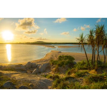 Lais Puzzle - Dramatischer Sonnenaufgang am Strand von East Woody, einem bei Touristen beliebten Ort in Nhulunby, einer Gemeinde auf der Gove Peninsula im Bundesstaat Northern Territory in Australien - 2.000 Teile