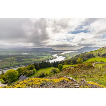 Lais Puzzle - Die irische Grenze, Flagstaff Viewpoint auf dem Fatham Hill in der Nähe von Newry, von wo aus man einen herrlichen Blick über den Carlingford Lough, die Mourne Mountains und Cooley Mountains - 2.000 Teile