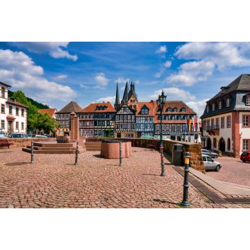 Lais Puzzle - Altstadt von Gelnhausen mit Springbrunnen im Vordergrund, Hessen, Deutschland - 2.000 Teile