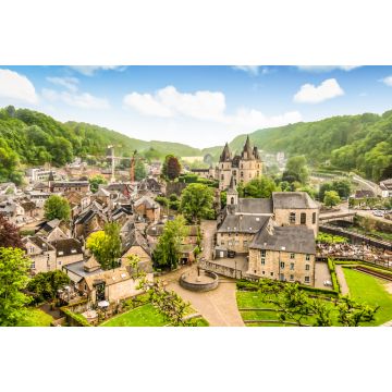 Lais Puzzle - Panoramalandschaft von Durbuy, Belgien. Die kleinste Stadt der Welt - 2.000 Teile