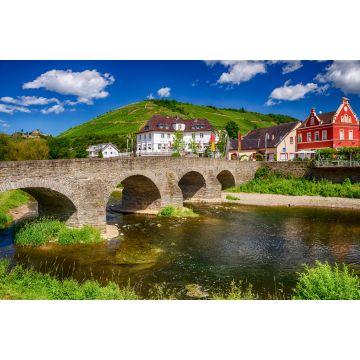 Lais Puzzle - Ansicht der alten Ahrbrücke bei Rech im Ahrtal, Rheinland-Pfalz, Deutschland. - 2.000 Teile