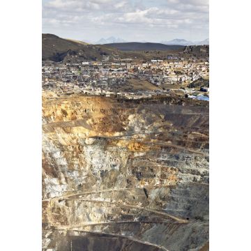 Lais Puzzle - Detail des Tagebaus "Raul Rojas", der durch den Bergbau entstanden ist und mitten in der Stadt "cerro de pasco" Realität ist, mit der diese Bevölkerung lebt, Peru - 2.000 Teile
