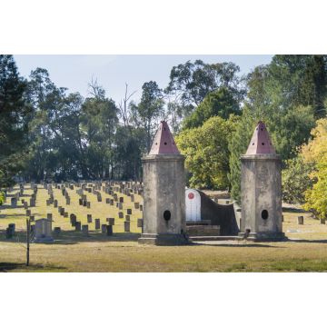 Lais Puzzle - Chinesische Brenntürme auf dem Friedhof von Beechworth, Victoria, Australien - 2.000 Teile