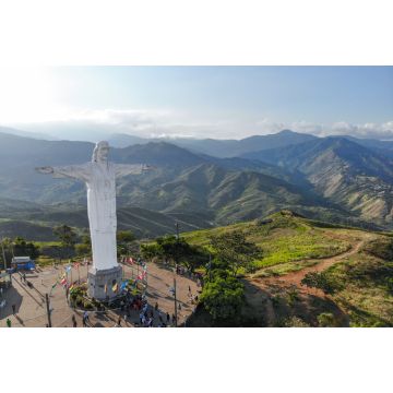 Lais Puzzle - Cristo Rey Statue mit Blick auf die Stadt Kolumbien - 2.000 Teile