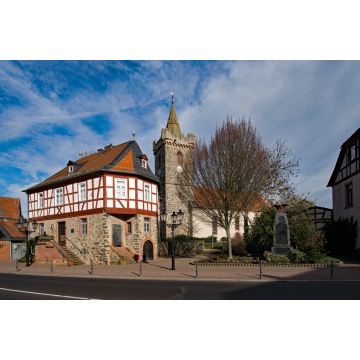 Lais Puzzle - Altes Rathaus mit Jakobuskirche in Bruchköbel im Main-Kinzig-Kreis in Hessen, Deutschland - 2.000 Teile