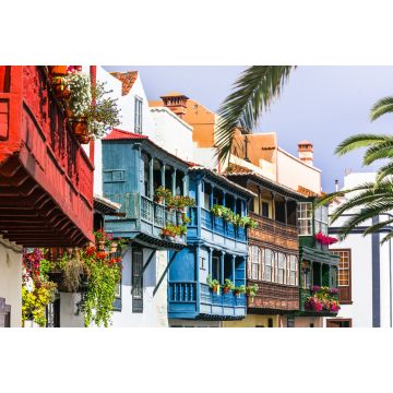 Lais Puzzle - Traditionelle Kolonialarchitektur der Kanarischen Inseln. Hauptstadt von La Palma - Santa Cruz mit bunten Balkonen - 2.000 Teile