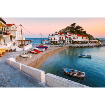 Lais Puzzle - Das malerische Dorf Kokkari auf der Insel Samos, Griechenland - 2.000 Teile