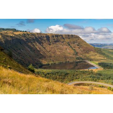 Lais Puzzle - Blick über Llyn Fawr und Craig y Llyn in Rhondda Cynon Taf, Mid Glamorgan, Wales, UK - 2.000 Teile