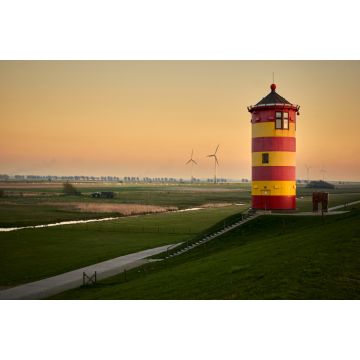 Lais Puzzle - Blick auf den Leuchtturm bei Sonnenuntergang an der ostfriesischen Küste in Pilsum, Deutschland. - 2.000 Teile