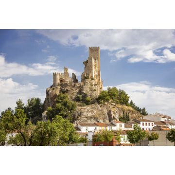 Lais Puzzle - Blick auf den Vorort der Stadt Almansa und die Ruinen der alten Burg, Provinz Albacete, Spanien - 2.000 Teile