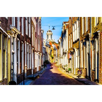 Lais Puzzle - Sonnenuntergang über engen Straßen in der historischen Stadt Middelburg in der Provinz Zeeland, Niederlande - 2.000 Teile