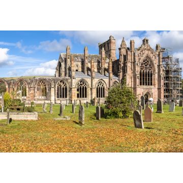 Lais Puzzle - Melrose Abbey Ruinen im Herbst - Scottish Borders - 2.000 Teile