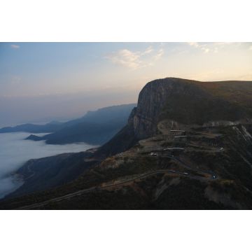 Lais Puzzle - Weite Sicht auf die Serra da Leba Straße von Lubango aus gesehen, Huila, kolumbien - 2.000 Teile