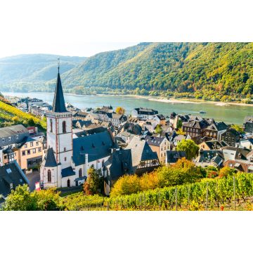 Lais Puzzle - Ansicht der Heilig-Kreuz-Kirche in Assmannshausen, Bundesland Hessen, Deutschland. - 2.000 Teile