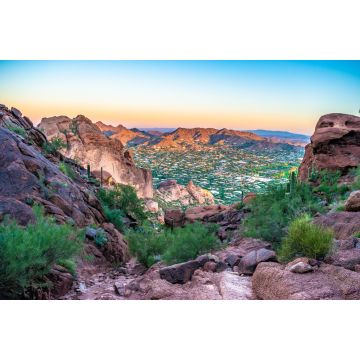 Lais Puzzle - Farbenfroher Sonnenaufgang auf dem Camelback Mountain in Phoenix, Arizona - 2.000 Teile