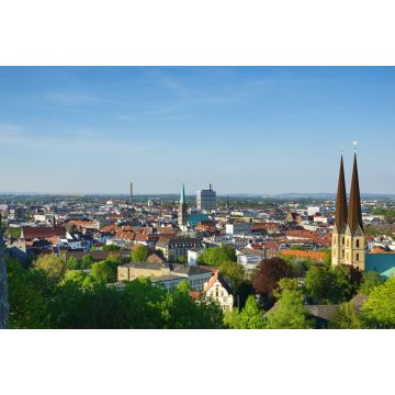 Lais Puzzle - Blick auf die Stadt Bielefeld mit der Nikolaikirche und der Neustädter Marienkirche, Deutschland. - 2.000 Teile