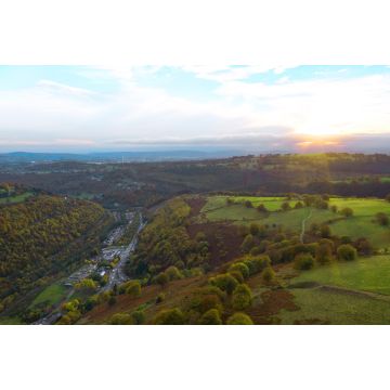 Lais Puzzle - Schöne Luftaufnahme der Täler in Südwales, Blaenau Gwent, Abertillery - 2.000 Teile