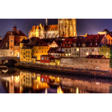 Lais Puzzle - Nighttime in Regensburg Germany with the Danube river - 2.000 Teile