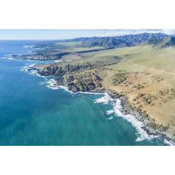 Lais Puzzle - Eine Luftaufnahme des Nationalparks Llanos de Challe, Atacama-Wüste an der Küste. Erstaunliche Landschaft wie diese Küste des Pazifischen Ozeans in Carrizal Bajo Stadt mit seinen Schluchten und Tälern, Chile - 2.000 Teile