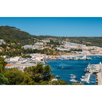 Lais Puzzle - Blick auf Sesimbra, Setubal Portugal an der Atlantikküste - 2.000 Teile