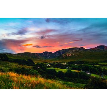 Lais Puzzle - Landschaft in Dunlewey mit verlassener Kirche in Donegal, Irland - 2.000 Teile