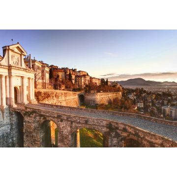 Lais Puzzle - Bergamo, Porta san Giacomo, alte Tür zur Oberstadt von Bergamo, Italien - 2.000 Teile