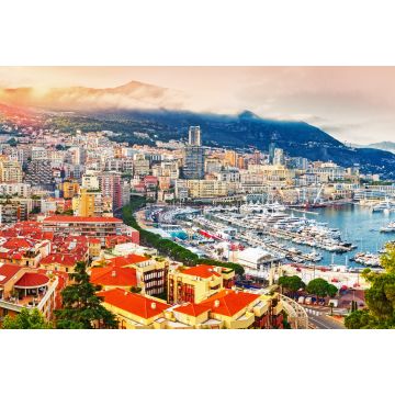 Lais Puzzle - Fürstentum Monaco. Malerischer Panoramablick auf Monaco bei Sonnenuntergang. Blick auf Wohngebäude, Casino, Hafen mit Luxusyachten. Monaco ist ein beliebtes Reiseziel für Glücksspiel - 2.000 Teile