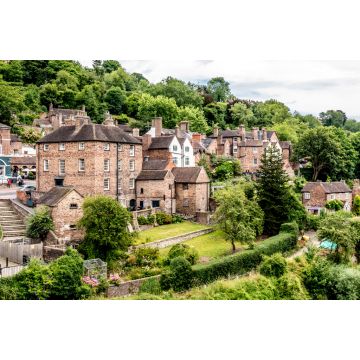 Lais Puzzle - Häuser und der Fluss Severn in der Iron Bridge Gorge in Shropshire, England - 2.000 Teile