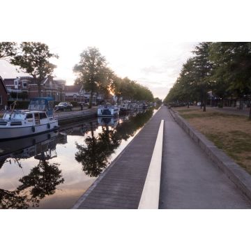 Lais Puzzle - Abendstimmung an einem Kanal in Stadskanaal, Niederlande - 2.000 Teile