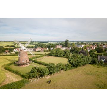 Lais Puzzle - Thaxted Windmill und Dorf, Essex, England - 2.000 Teile