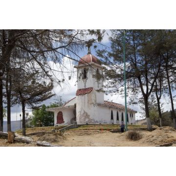 Lais Puzzle - Angasmayo, Huancayo. Kapelle im Cerrito de la Libertad, Peru - 2.000 Teile