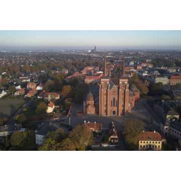 Lais Puzzle - Roskilde-Dom der Könige und Roskilde-Stadt in Dänemark - 2.000 Teile