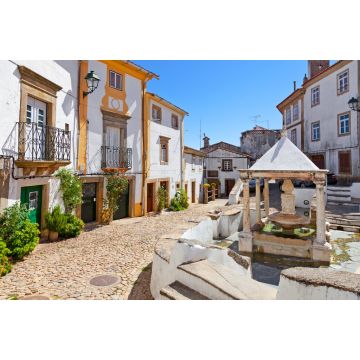 Lais Puzzle - Fonte da Vila alias Dorf- oder Stadtbrunnen im jüdischen Viertel oder Ghetto, das während der Inquisition errichtet wurde. Castelo de Vide, Portalegre, Portugal. - 2.000 Teile