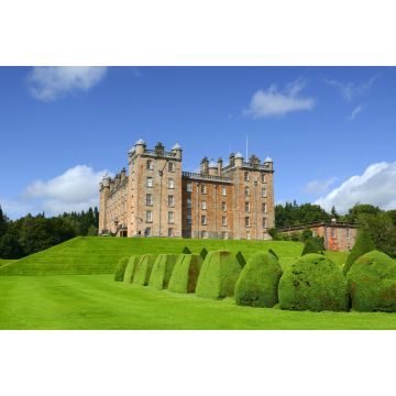 Lais Puzzle - Drumlanrig Castle ist eines der großartigsten Schlösser Großbritanniens. Drumlanrig Castle befindet sich auf dem Queensberry Estate in Dumfries und Galloway, Schottland - 2.000 Teile