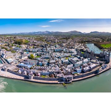 Lais Puzzle - Skyline von Caernafon, Gwynedd in Wales - Vereinigtes Königreich - 2.000 Teile