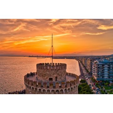 Lais Puzzle - Luftaufnahme des berühmten Weißen Turms von Thessaloniki bei Sonnenuntergang, Griechenland. - 2.000 Teile