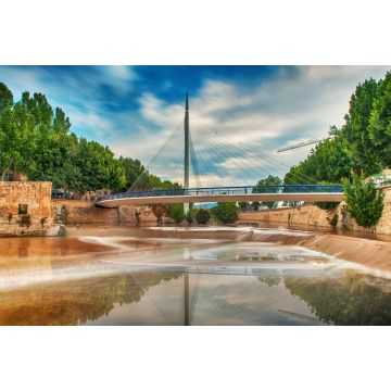 Lais Puzzle - Blick auf eine Hängebrücke über Fluss in Murcia - 2.000 Teile