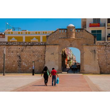 Lais Puzzle - San Francisco de Campeche, Mexiko: Das Meerestor oder die Bastion der Puerta del Mar - 2.000 Teile