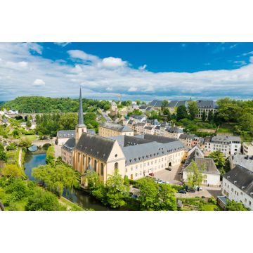 Lais Puzzle - Blick auf den Stadtteil Grund von Luxemburg-Stadt mit Neumünster - 2.000 Teile