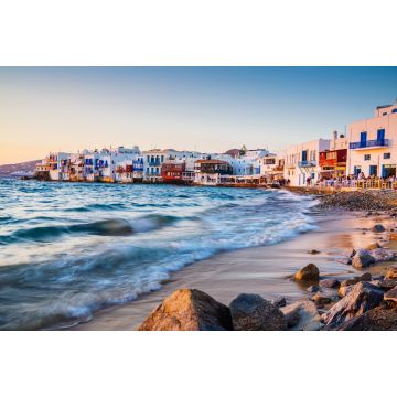 Lais Puzzle - Rauschende Wellen und ein Abendessen bei Sonnenuntergang im märchenhaften Mykonos-Viertel Klein-Venedig, Mykonos, Griechenland - 2.000 Teile