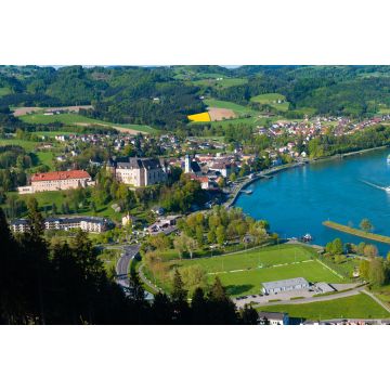Lais Puzzle - Donaupanorama mit Personenschiffen bei Grein - 2.000 Teile