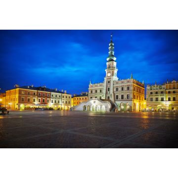 Lais Puzzle - Marktplatz mit Rathaus in Zamość bei Nacht - 2.000 Teile