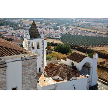 Lais Puzzle - Estremoz, Portugal: Blick vom Turm der drei Kronen (Torre das Tres Coroas) mit der Kirche Santa Maria im Vordergrund - 2.000 Teile