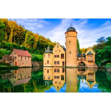 Lais Puzzle - Schönes romantisches Schloss Mespelbrunn in Deutschland - 2.000 Teile