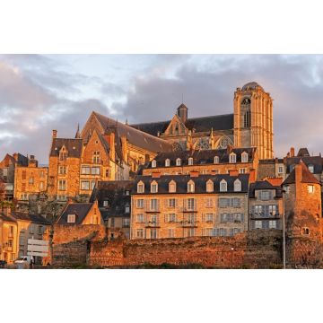 Lais Puzzle - Historisches Stadtzentrum von Le Mans vom Sarthe-Kai aus gesehen, Frankreich - 2.000 Teile