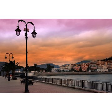 Lais Puzzle - Die Stadt Chalkida, Euböa, Griechenland mit dramatischem Himmel - 2.000 Teile