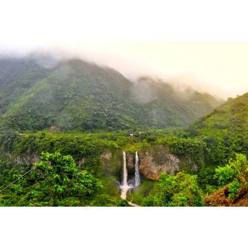 Lais Puzzle - Wasserfall Manto de la Novia in Banos de Agua Santa, Ecuador - 2.000 Teile